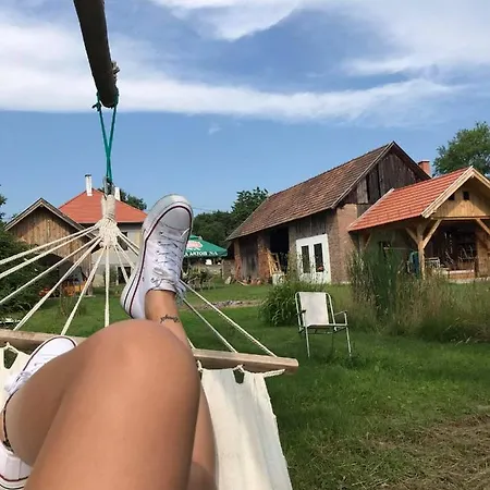 100 Baranyos ゲストハウス Szalafő