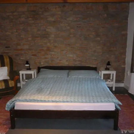 بيت ضيافة 100 Baranyos